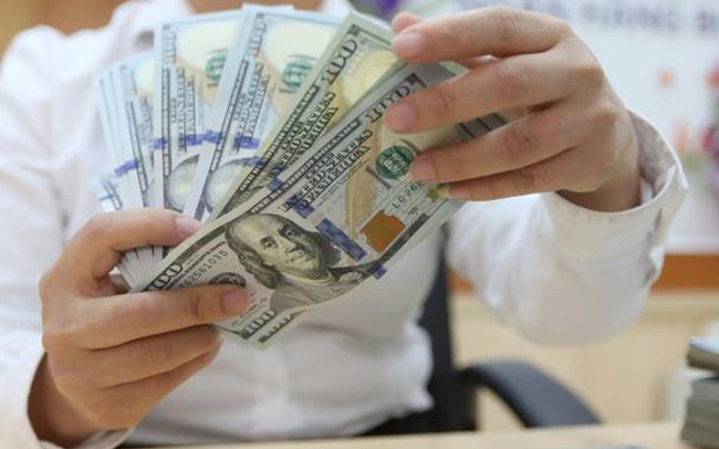 Quy định mới về mua, chuyển, mang ngoại tệ ra nước ngoài